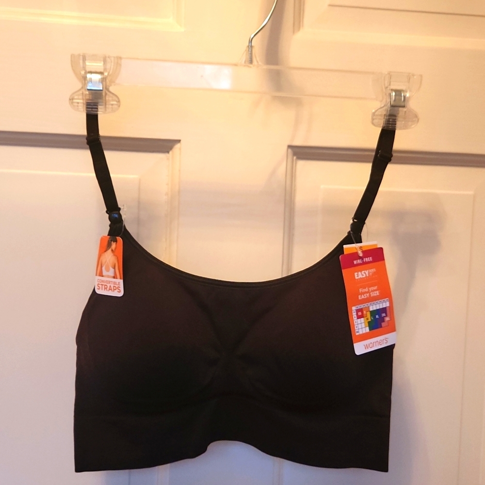 NEW  WARNER'S BLACK WIRE-FREE BRA WITH CONVERTIBLE STRAPS.  SIZE SMALL.